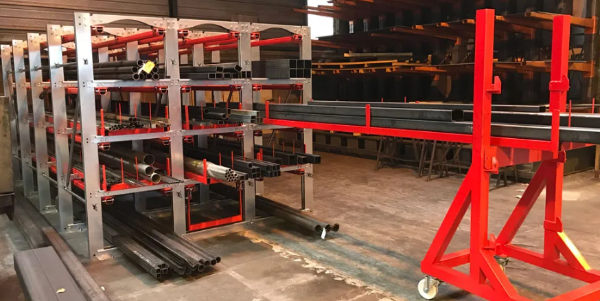 Cantilever de stockage pour tubes et profilés – 3 capacités : 1 000 , 1 500 et 2 000kg par alvéole - Image 1