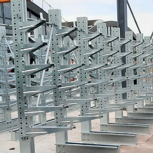 Rayonnage cantilever léger System3 – Stockage pour menuiseries, profilés métalliques, planches, panneaux et plaques – Charge par bras de 10kg à 350kg - Image 1