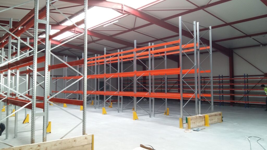 Rayonnage lourd simple face ou double face – stockage des matières premières et marchandises – différentes dimensions - Image 1