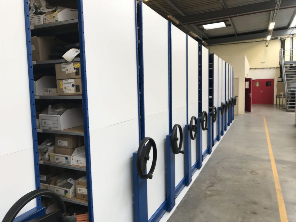 Rayonnage mobile – BCCom Rayonnage pour stockage, archivage et classement en secteur tertiaire - Image 2