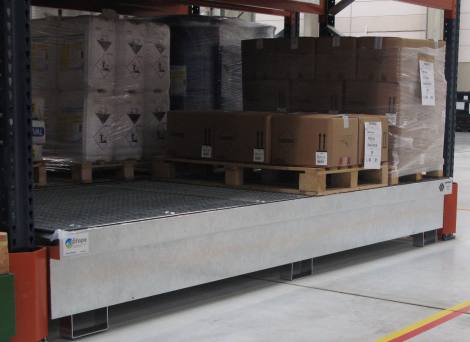 Rayonnage pour produits dangereux – Bac de rétention 1440 litres en acier galvanisé avec revêtement PE - Image 1