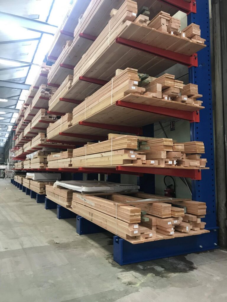 Rayonnage cantilever lourd pour charges longues – Lyon Rhône, version simple ou double face, sur mesure - Image 1