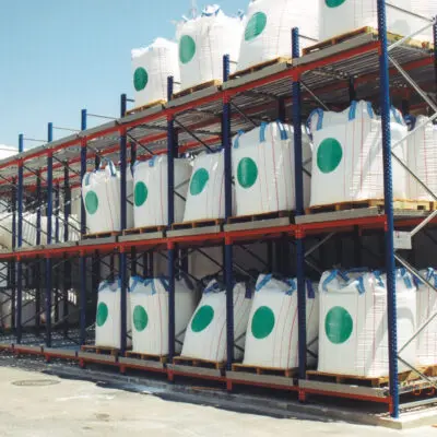 Racks dynamiques à rotation FIFO – système de stockage avec rouleaux libres et gravité - Image 1