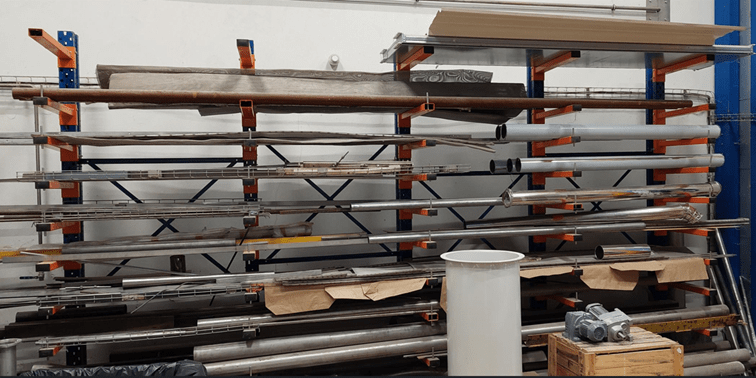 LOT RACK CANTILEVER SIMPLE FACE LOURD DUWIC (LO23006) – 5 colonnes 3000mm, 40 bras 600mm charge 300kgs - Image 1