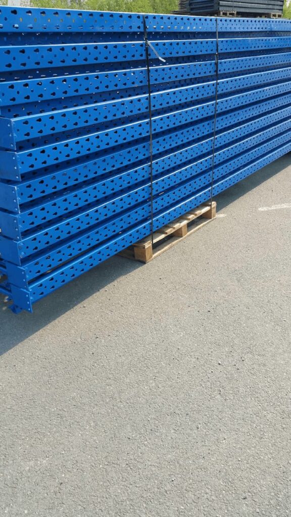 Lot matériel de stockage lourd SAMETO – 4T par niveau, 40 échelles, 280 lisses et accessoires - Image 1