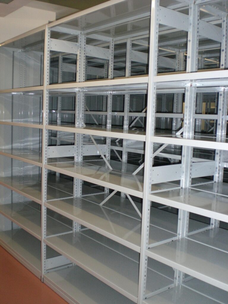 Rayonnage hospitalier Blue Rack – léger pour archives et matériels médicaux - Image 1