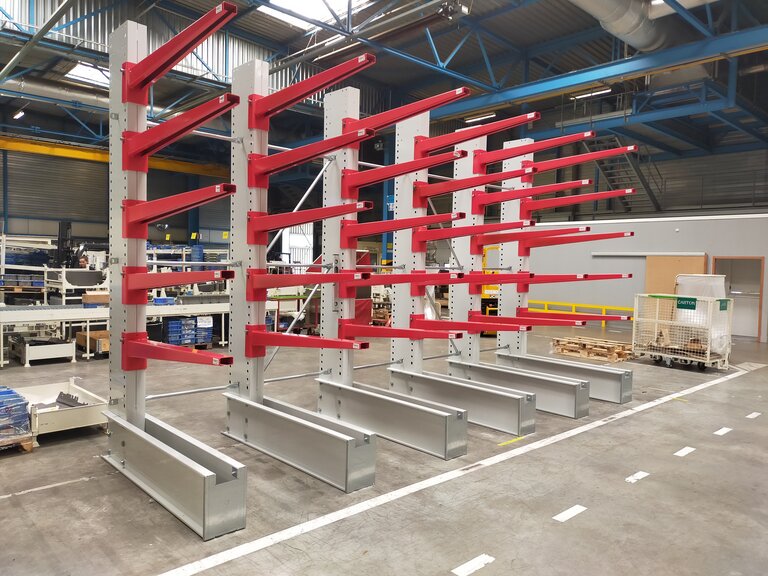 Cantilever rayonnage – stockage de longueurs, mi-lourd ou léger, avec bras en porte-à-faux - Image 1