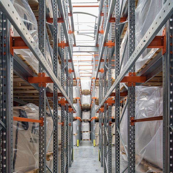 Rayonnages par accumulation – stockage sur surface restreinte - Image 1