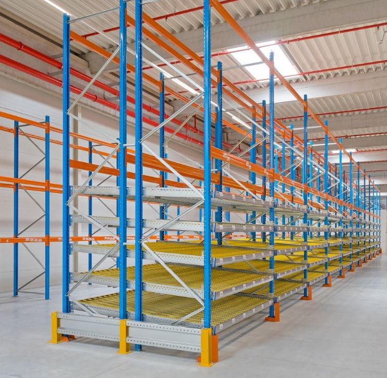 Lisse de rack à palettes d&rsquo;occasion Feralco – 2m70 – capacité 2T5 - Image 1