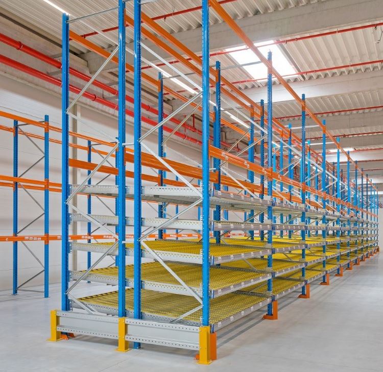 Lisse de rack à palettes d&rsquo;occasion – 3m60 – 3T – Feralco - Image 1