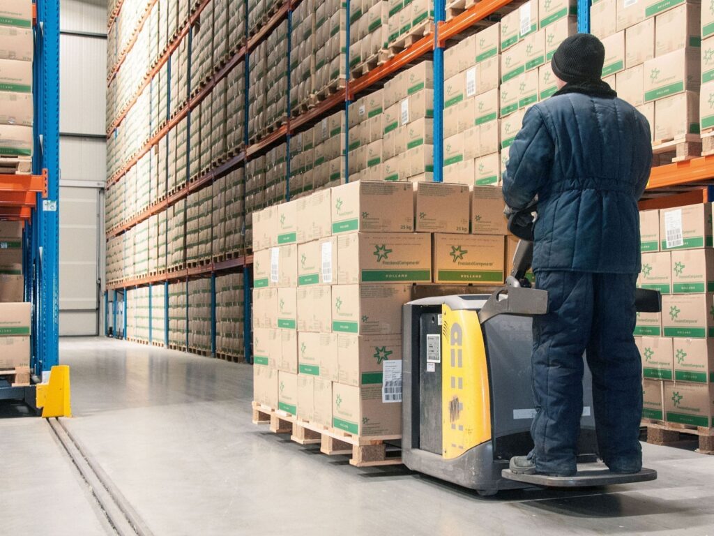 Rayonnage mobile Stow – solutions de stockage industriel avec capacité jusqu’à 90 % - Image 1