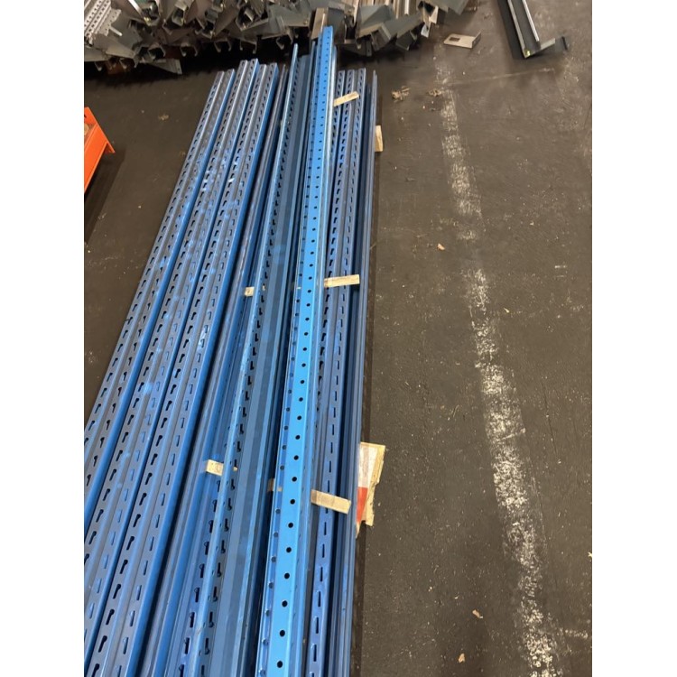 Montant STOW 12 3500×85 - Image 1