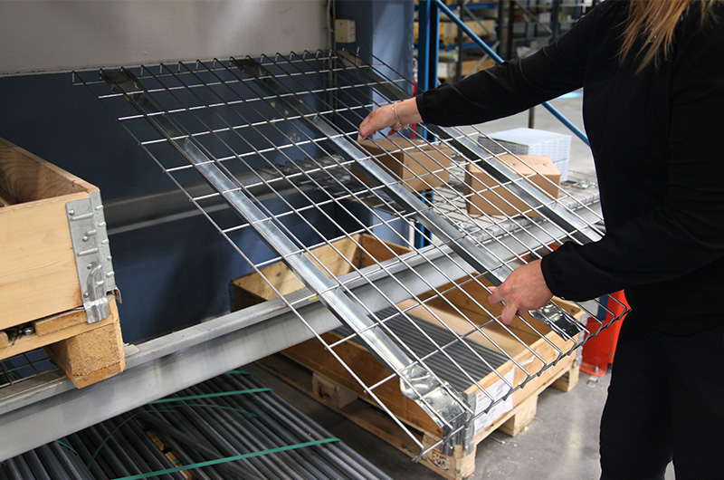 Plateaux grillagés ShelfStore – 50 x 100 et 60 x 125 mm, finition électrozinguée - Image 1