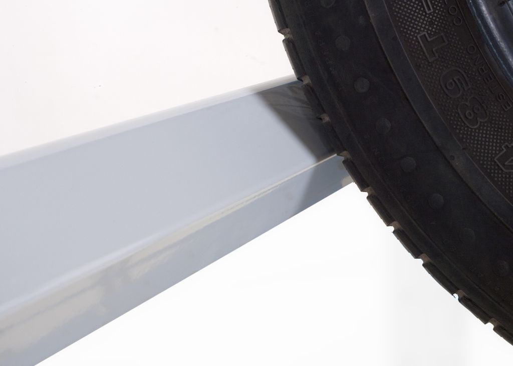 Niveau supplémentaire EPSIVOL ONE PNEU – lisse porte-pneu avec pan incliné - Image 1