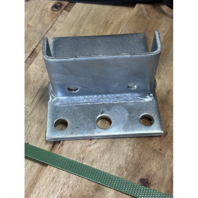 Pied d&rsquo;échelle STOW pour montant fût de 100mm - Image 1