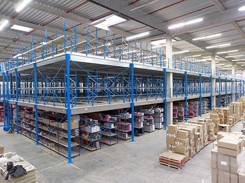 Plateforme de stockage Actifloor – Mezzanine industrielle pour doubler votre surface d&rsquo;exploitation - Image 1