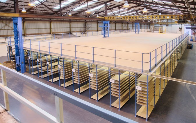 Plateforme de stockage Actifloor sur rayonnage – Optimisation d&rsquo;espace de travail - Image 1