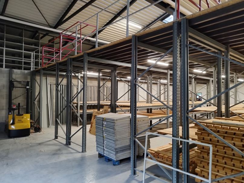 Plateforme de stockage sur rayonnage d&rsquo;une  capacité de 250 Kg/m² jusqu&rsquo;à 1000 Kg/m²   selon vos besoins - Image 1