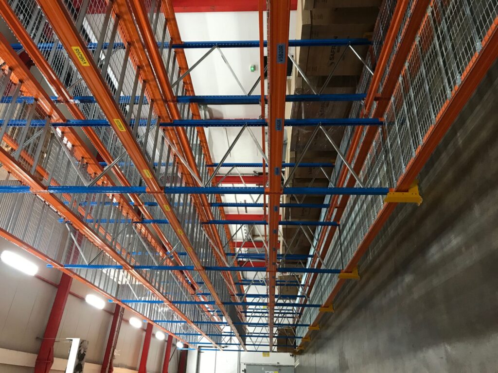 Platelage fils – Accessoire pour rayonnages – 1100mm de profondeur, maille 100x50mm, charge 800kg - Image 1