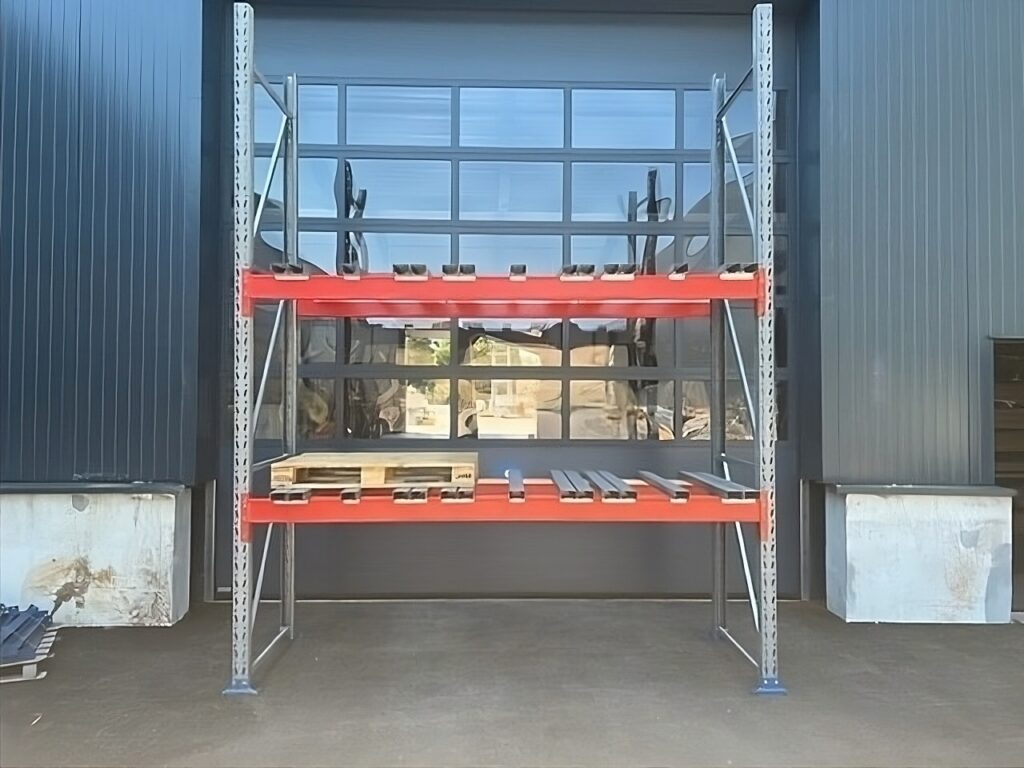 Rack de stockage d&rsquo;occasion SSI Schaefer Rayonnage à Palettes 4m x 105cm – 24 mètres linéaires - Image 1