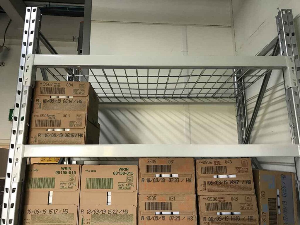 Rayonnage mi-lourd – stockage professionnel pour charges semi-lourdes et volumineuses - Image 1