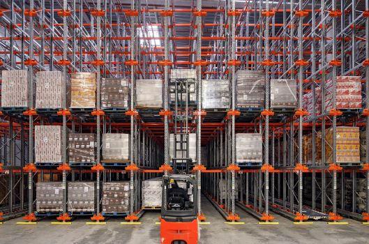 Rack à palette automatisé avec radio navette à fréquence – A R C DISTRIBUTION – Stockage optimisé et sécurisé - Image 1