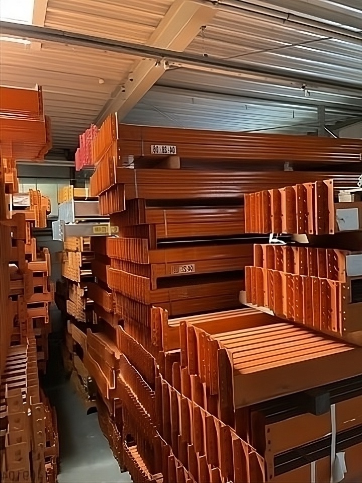 Rack de stockage d&rsquo;occasion Polypal 2430mm – acier galvanisé, capacité 3000 kg, compatible chariot élévateur - Image 1