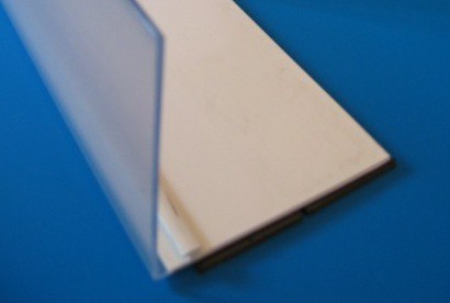 Rail 1250 mm arrêt 60 mm – magnétique – pour séparateurs plastiques - Image 1