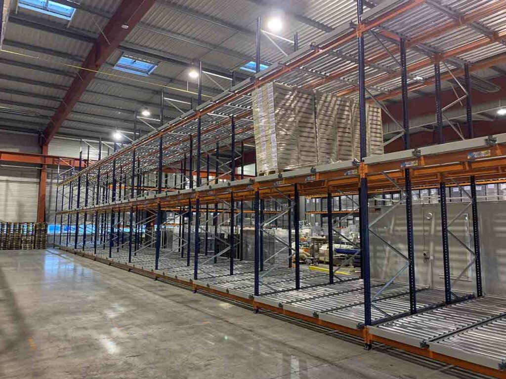 Rayonnage à palettes dynamique – dimensions de 200 à 1200 cm de hauteur, 182,5 à 360 cm de long, 80 à 110 cm de profondeur - Image 1