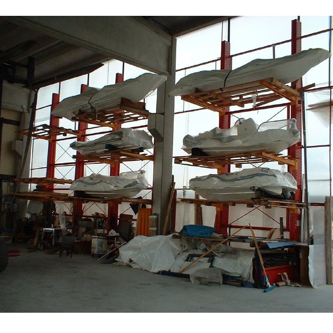 Stockage de bateaux et de jet ski sur rayonnage cantilever - Image 1