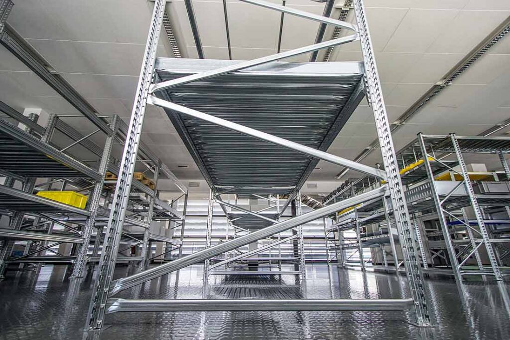 Unishelf – Système longue portée pour stockage de grandes boîtes et objets volumineux - Image 1