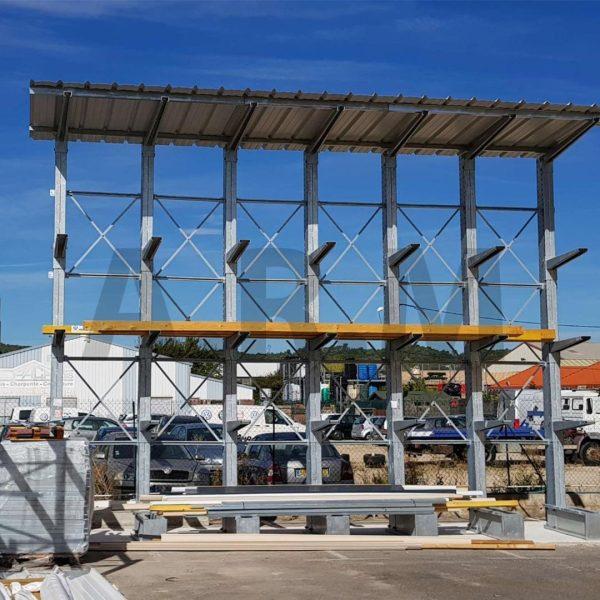 Rayonnage Cantilever  idéal pour les charges longues et les marchandises - Image 1