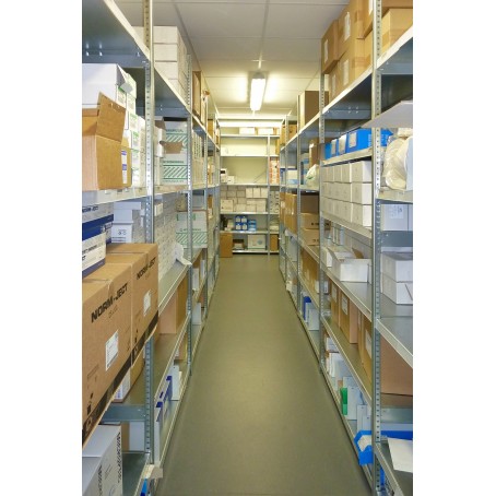 Rayonnage tôlé léger à tablettes – Stockage industriel et archives – 150kg par tablette - Image 3