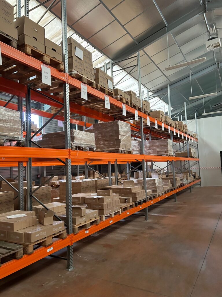 Rack à palettes pour professionnels – Saint-Etienne – support 300 à 1200 kg – version peinte et galvanisée - Image 4