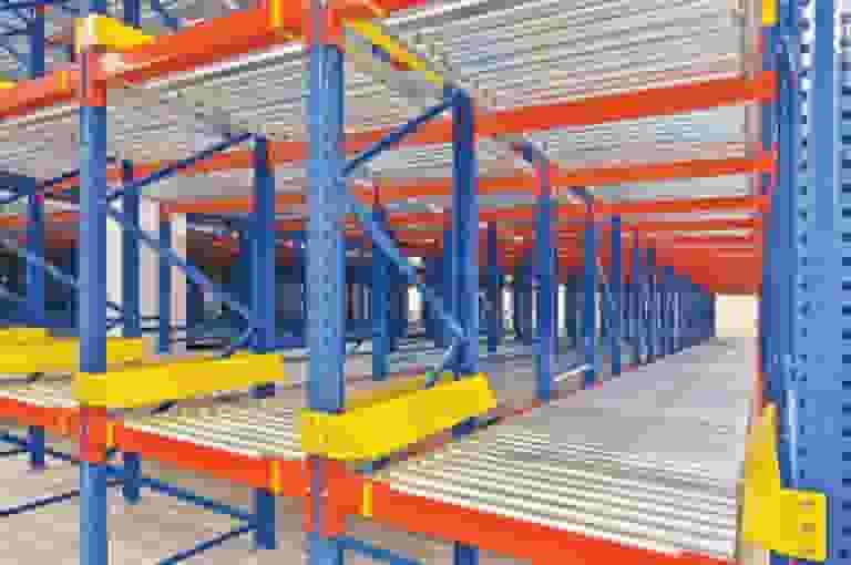 Rayonnage dynamique pour palettes Europe – système gravitaire LIFO/FIFO - Image 4