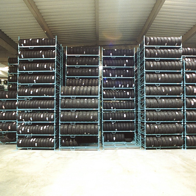 Rack à pneus en métal – 2343x1078x787 mm – Occasion - Image 2