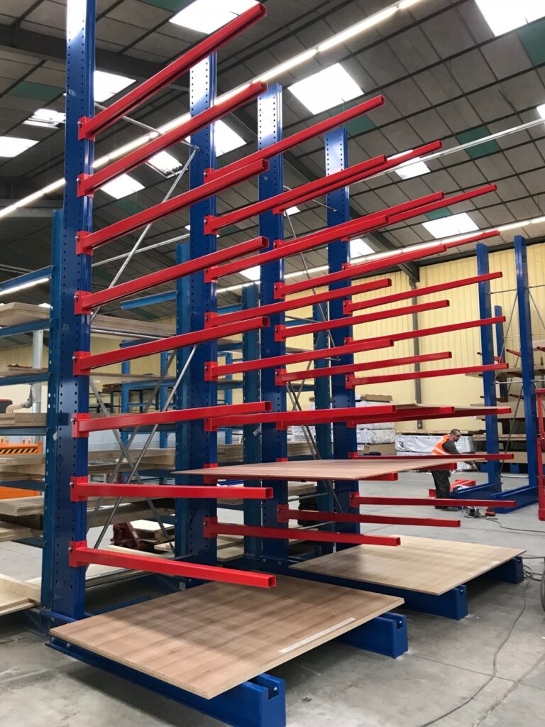 Rayonnage cantilever lourd pour charges longues – Lyon Rhône, version simple ou double face, sur mesure - Image 3