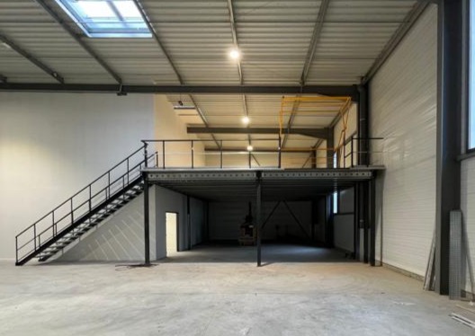 Mezzanines de stockage Pyrénées Equipements – structure autoportante modulable et robuste - Image 2