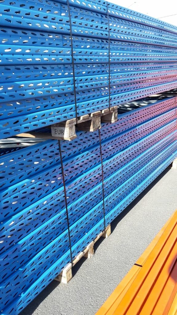 Rack à palette d’occasion FERALCO – 1.5T par niveau, 27 échelles et accessoires 1