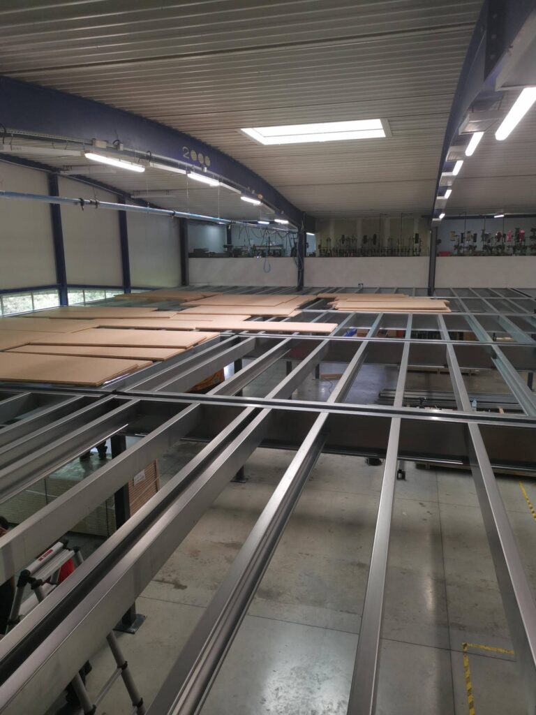 Mezzanine industrielle en kit Manorga – plateformes de stockage sur mesure Lyon 4