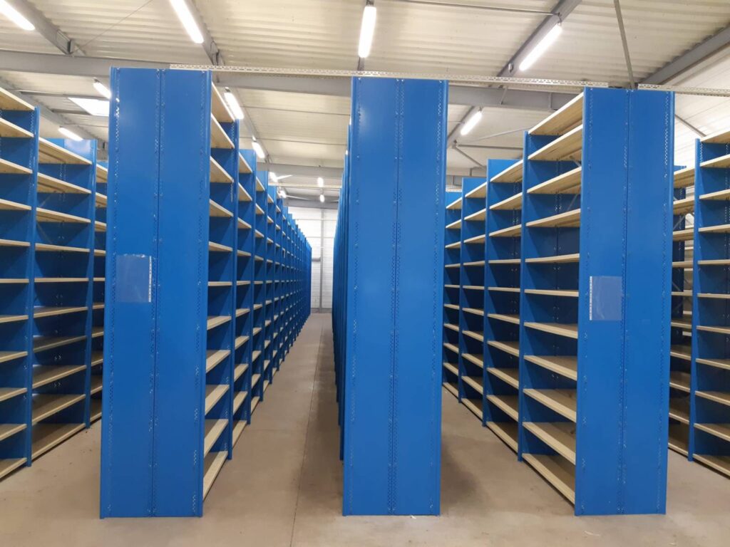 Rack léger occasion Industries – Rayonnage léger métallique à Paris - Image 1