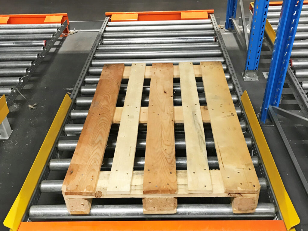 Rayonnage dynamique MAVIPAL – stockage FIFO/LIFO pour colis, bacs et palettes - Image 4