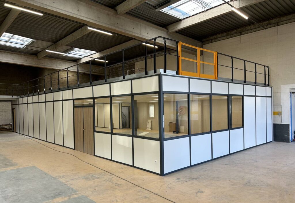 Mezzanine industrielle de 230 m² avec cloison – Vénissieux Rhône 3