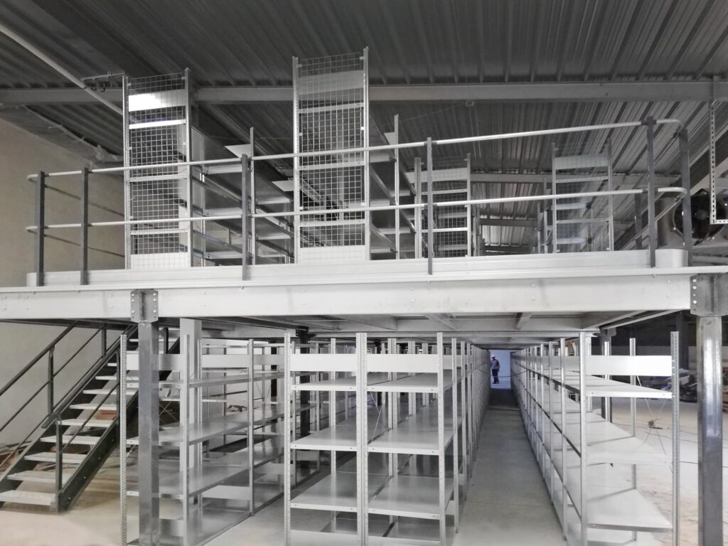 Plateforme sur rayonnage – stockage multi-niveaux modulaire et sur mesure - Image 4