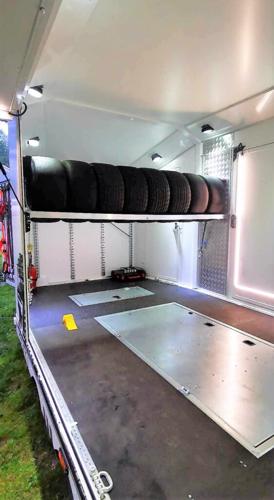 Rack à pneus pour SPORT TRANSPORTER – Stockage de roues supplémentaires réglable en hauteur 1