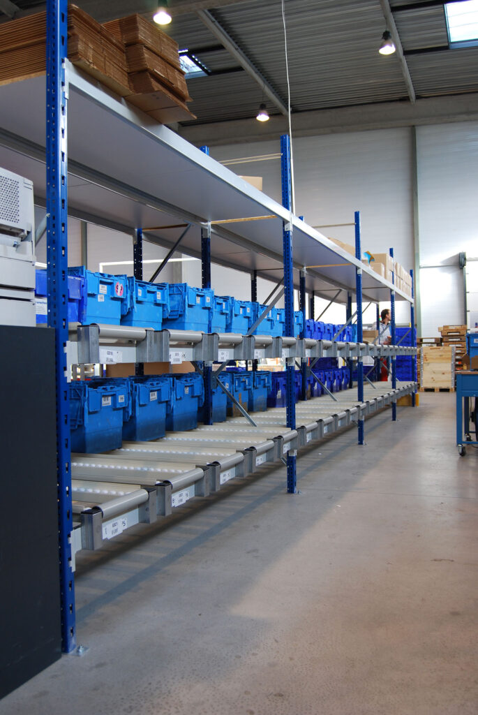 Rayonnage mi-lourd industriel – capacité jusqu&rsquo;à 900 kg/niveau, en acier galvanisé - Image 3