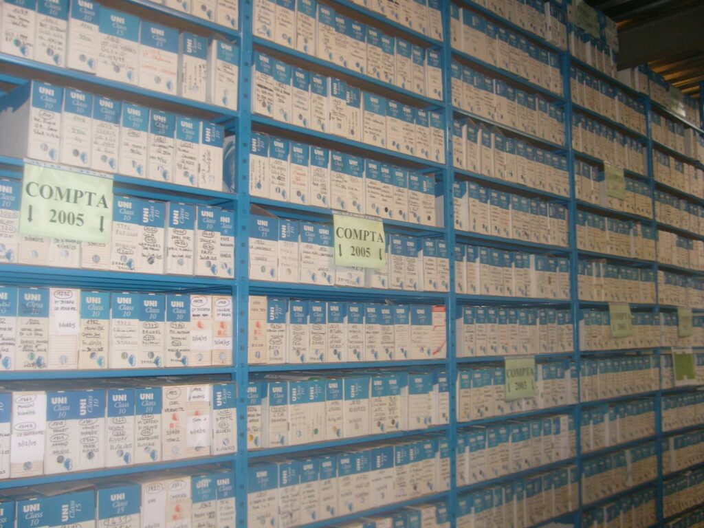 Rayonnages métalliques FLIP à Saint Etienne – stockage d&rsquo;archives, colis et outillage - Image 3