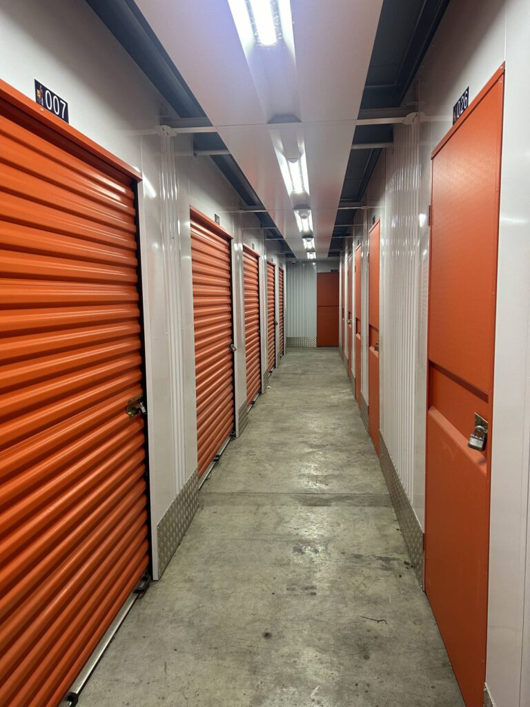 Mezzanine 2 niveaux 1400 m² pour box de stockage dans le Rhône - Image 2