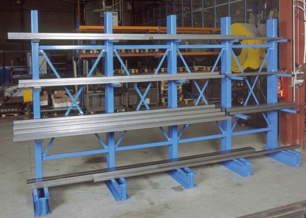 Cantilever double face élément départ – Rayonnage stockage charges longues – Hauteur 2500 mm 4 niveaux 2