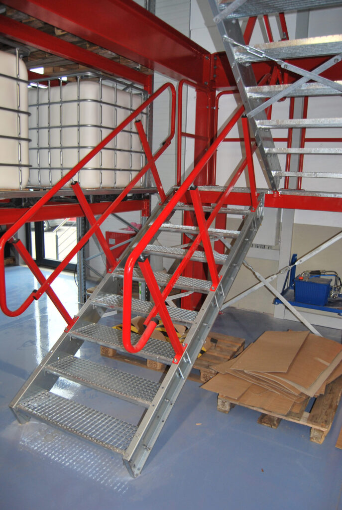 Plateformes de stockage ELVEDI – solutions modulaires en acier pour espaces de stockage étendus 4
